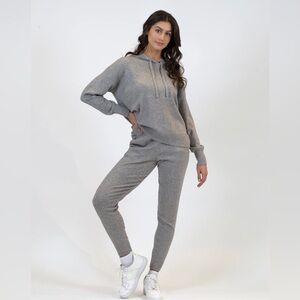 Lyla + Luxe Cree Hoody Sweater and Clover Jogger Pant Light Grey Set XS